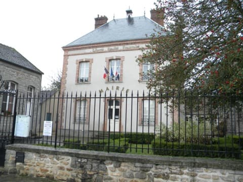 Couvreur Arbonne-la-Forêt