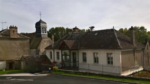 Couvreur Blennes