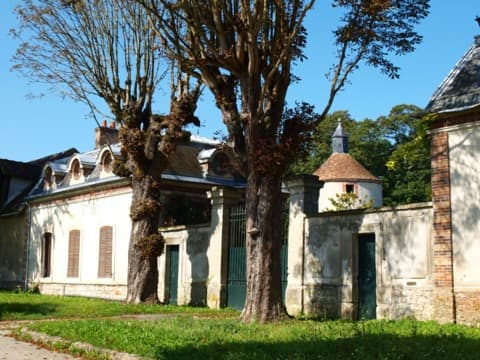 Couvreur Servon